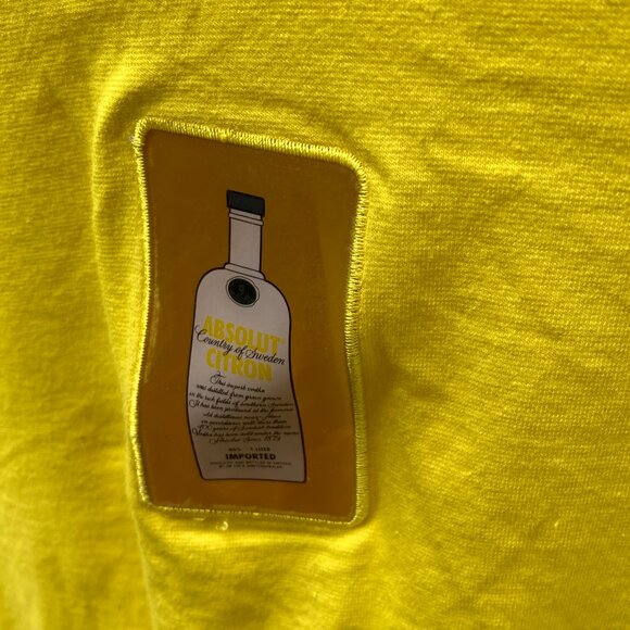 Yellow Absolut Vodka Peek-A-Boo T Shirt With Plastic Cleavage Window Size L - Picture 2 of 3